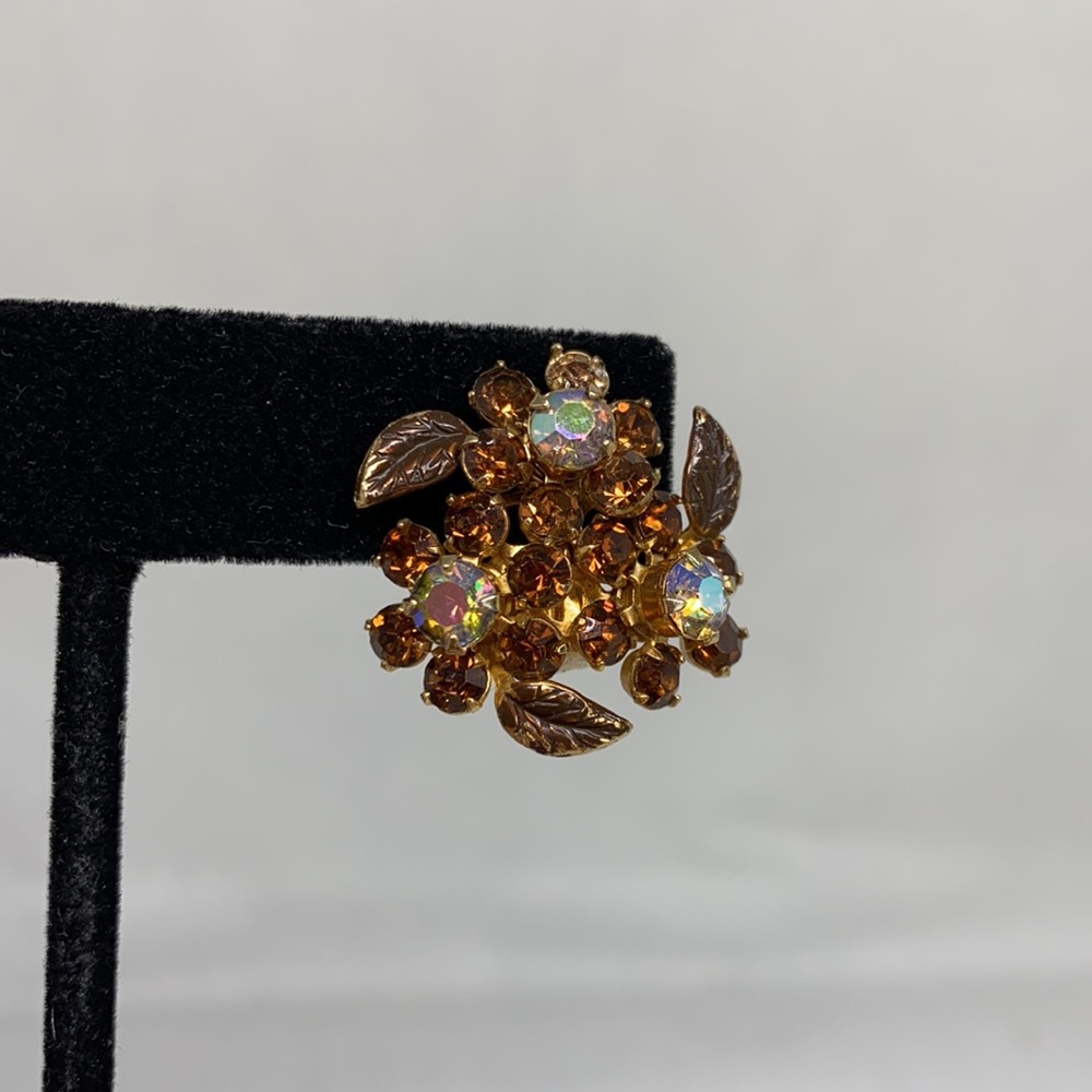 Vintage Weiss-NY clip on earrings - Picture 3 of 8
